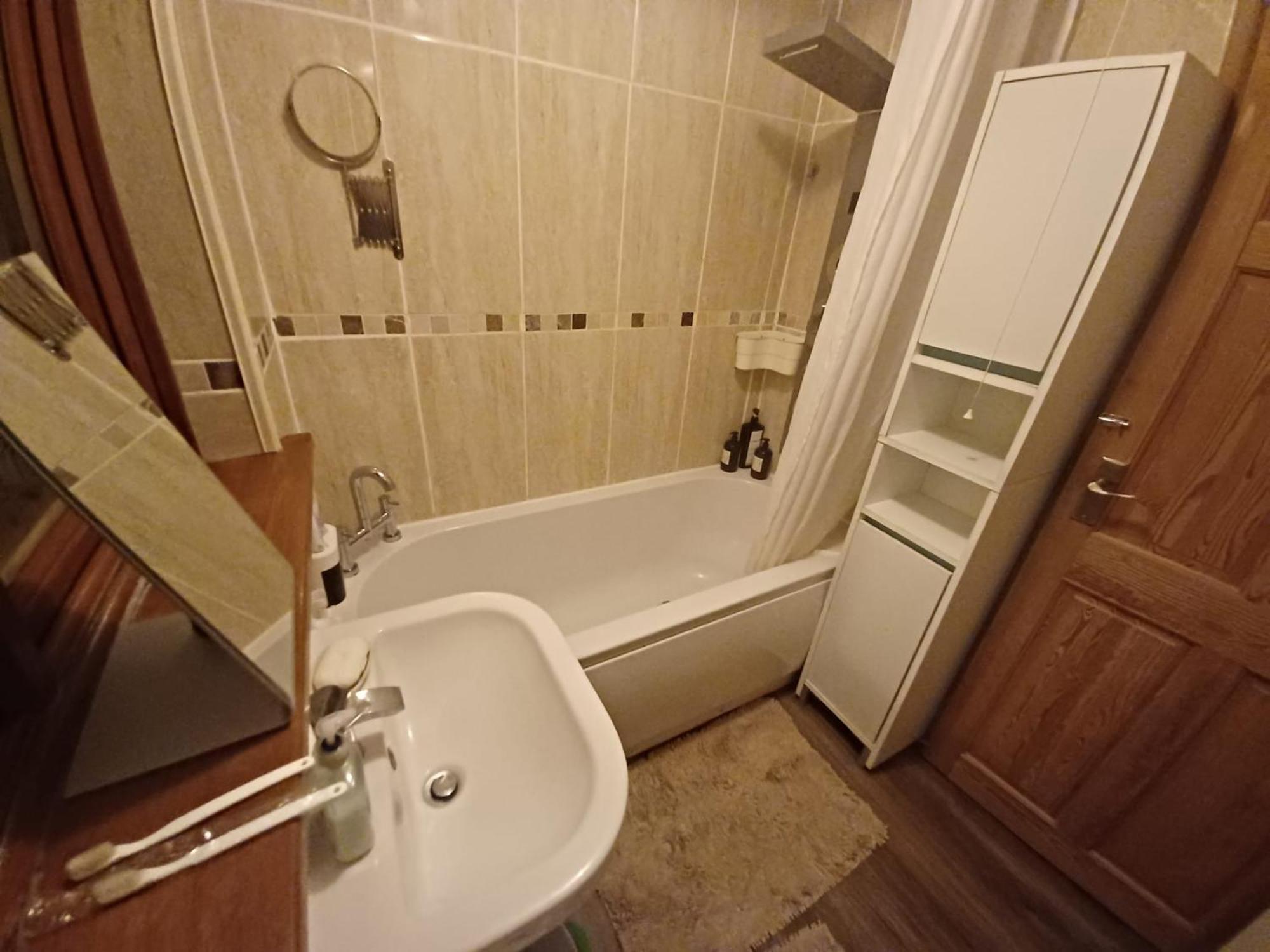 The Rushdon Apartment Grays Ngoại thất bức ảnh