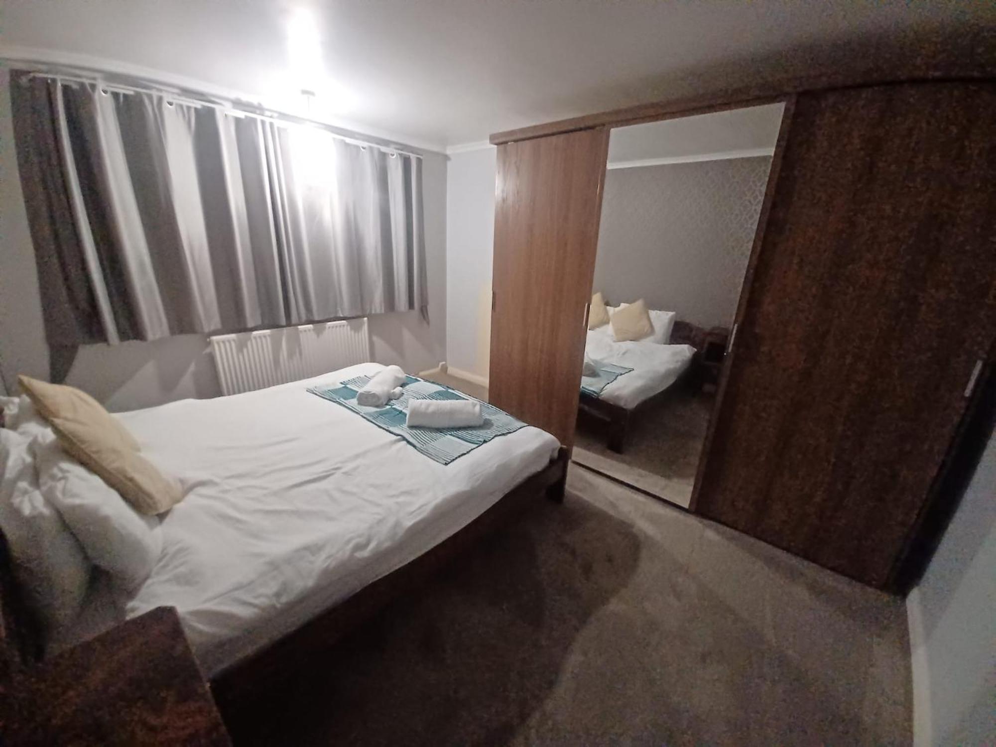 The Rushdon Apartment Grays Ngoại thất bức ảnh